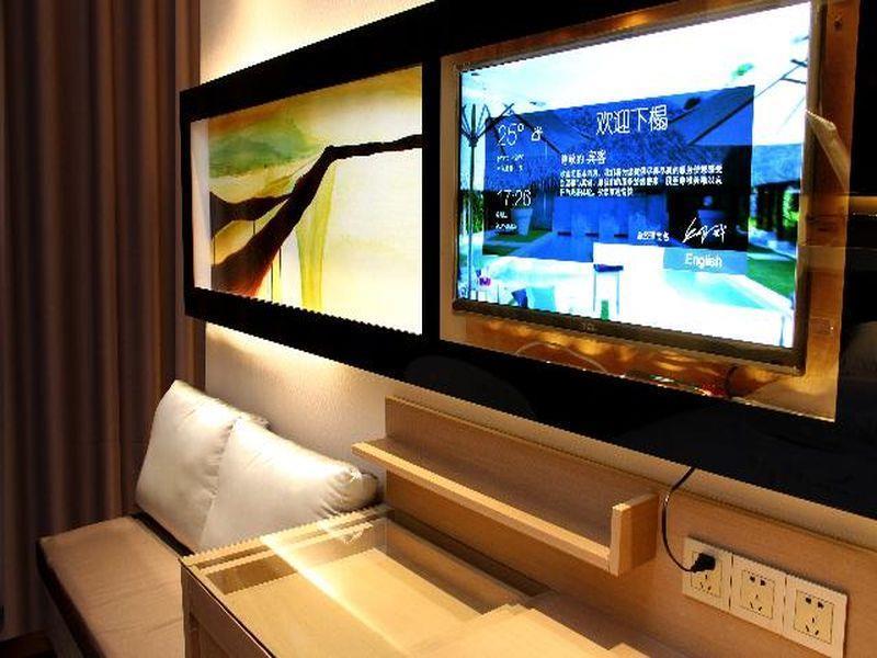 Lavande Hotel Wuhan Railway Station מראה חיצוני תמונה