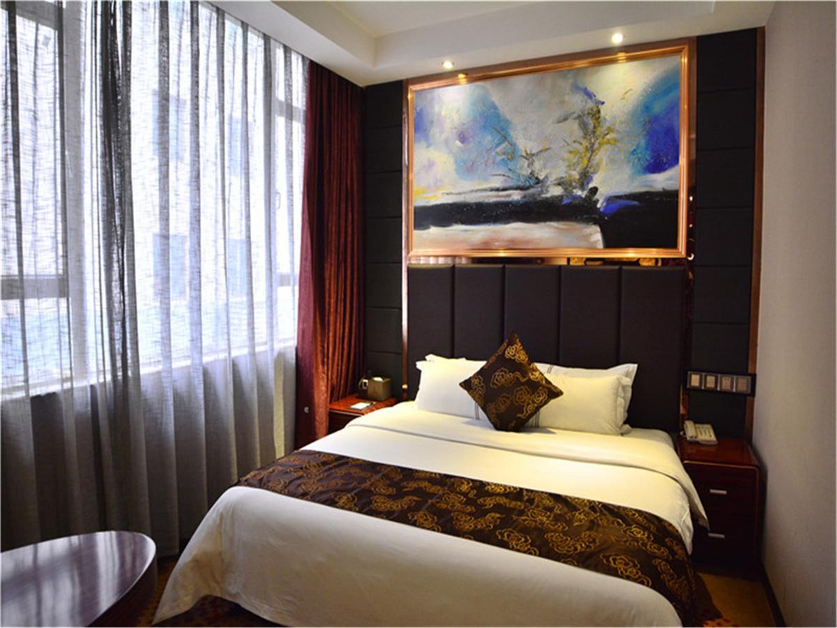 Lavande Hotel Wuhan Railway Station מראה חיצוני תמונה