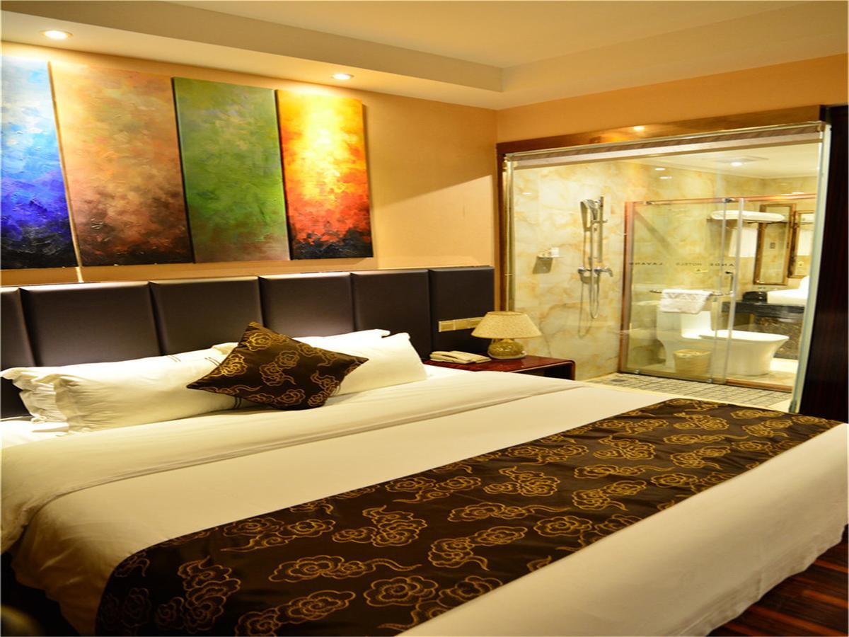Lavande Hotel Wuhan Railway Station מראה חיצוני תמונה